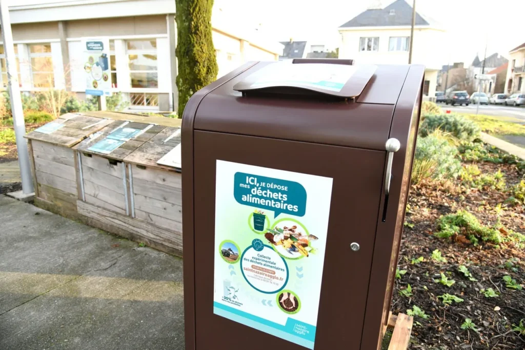 Conteneur pour la collecte des déchets et des matières recyclables